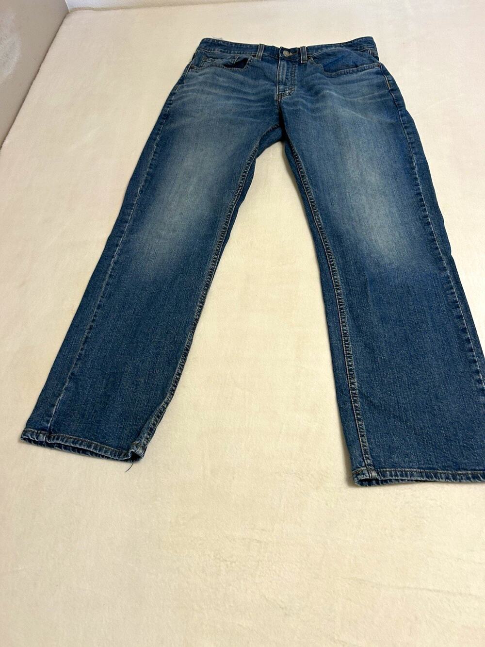 Signature by Levi Strauss Gold Label Comfort Flex Relaxed Fit Jeans Men’s 34x32